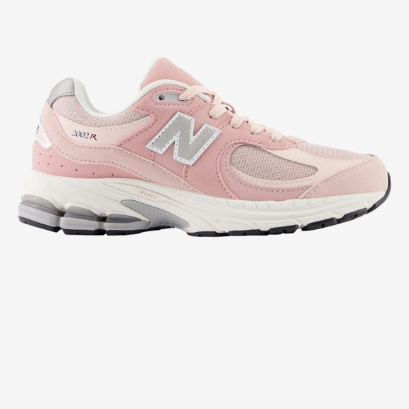 New Balance 2002R - Picture 1 of 3